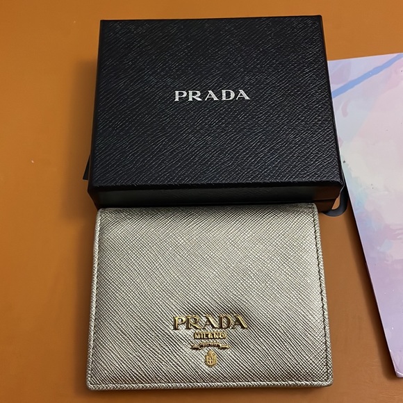 Soldā„ļøPRADA Small Leather Wallet in Metallic Silverš - Picture 14 of 14
